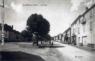 Photos et cartes postales anciennes de Saint-Jean-de-Vaux, 71640