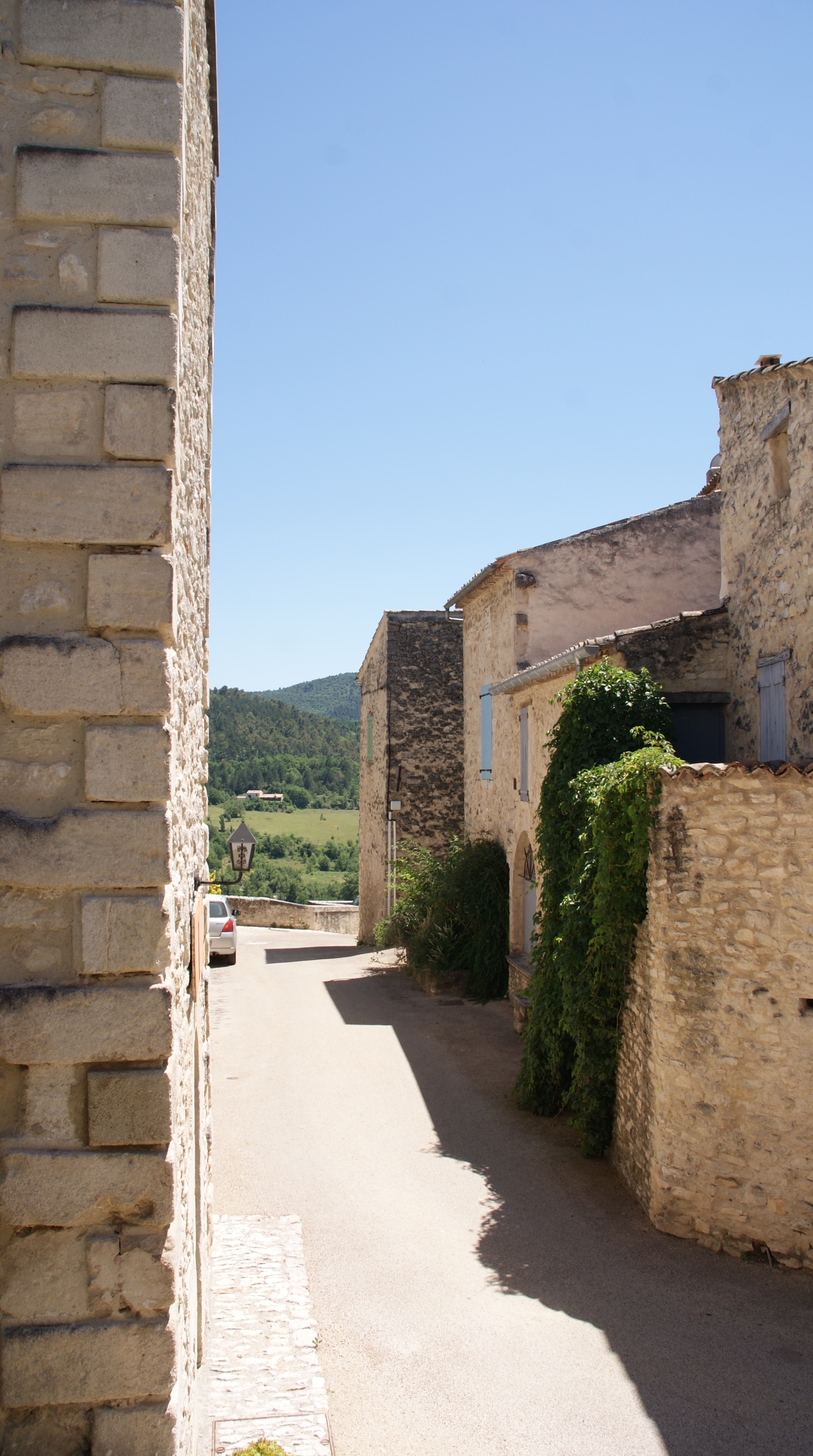 Photo à Dauphin (04300) Dauphin, 146007