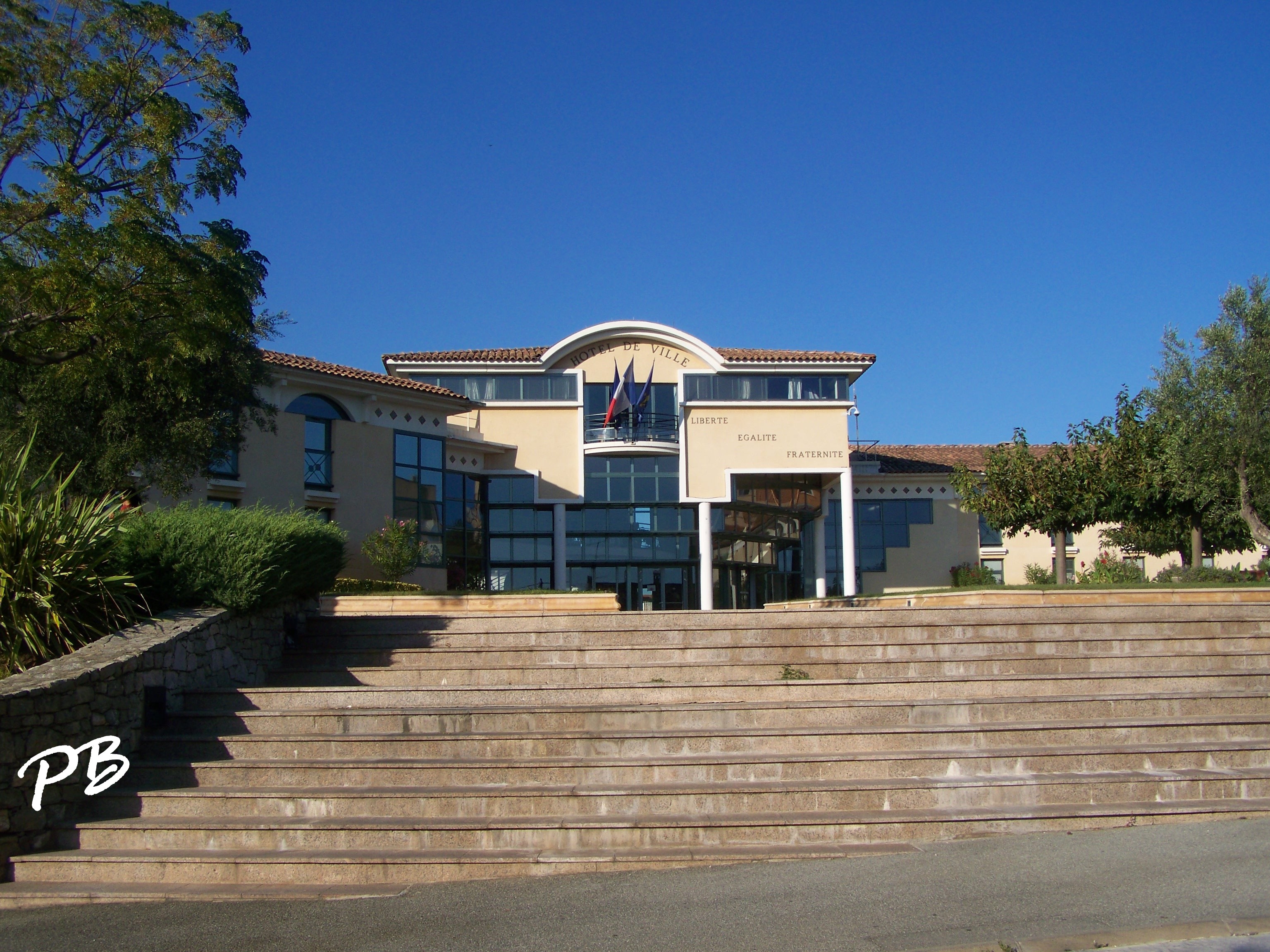 Photo à PugetsurArgens (83480) PugetsurArgens, 111976