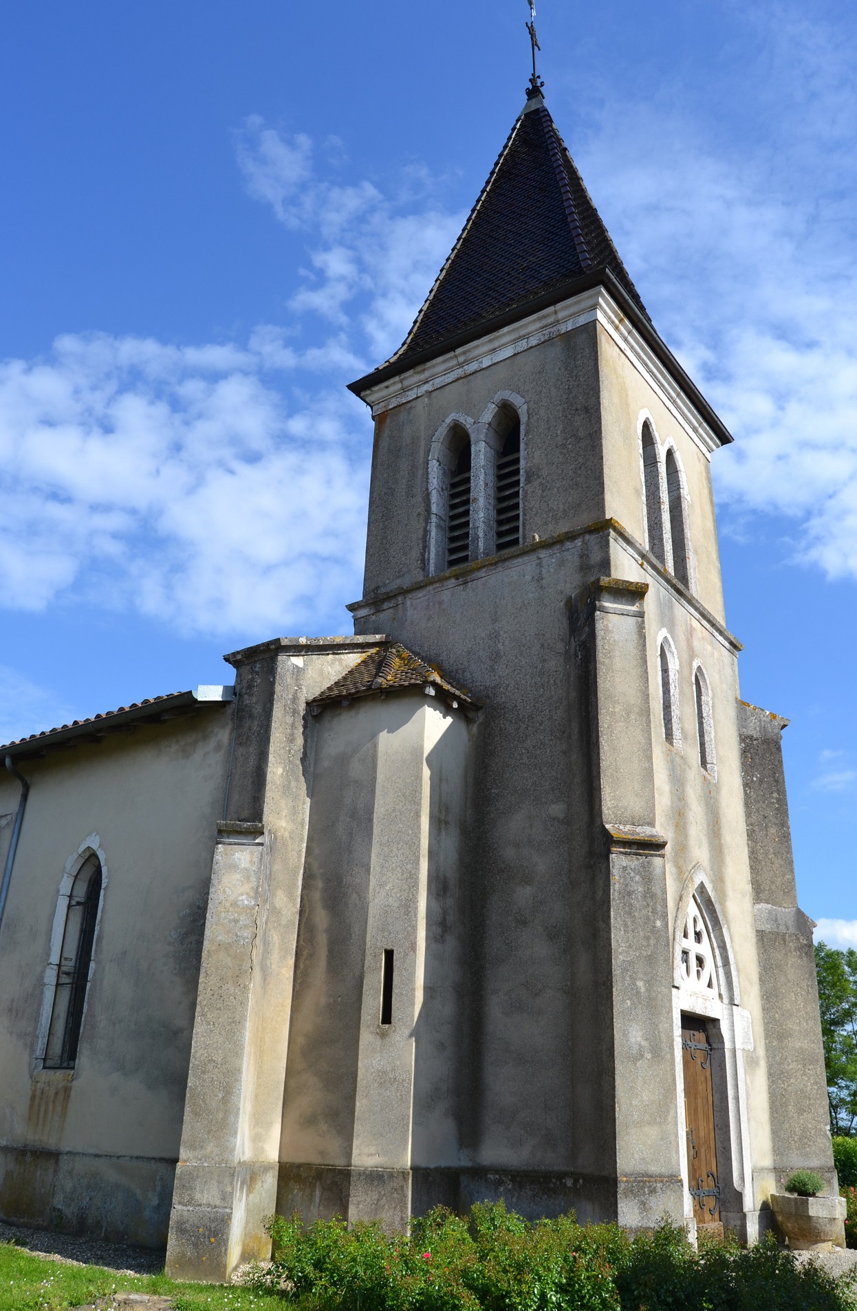 Photo à La Tranclière (01160) église SaintJeanBaptiste La