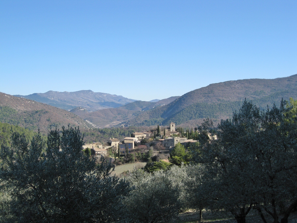 Photo à Aubres (26110) Aubres Vieux Village, 68691