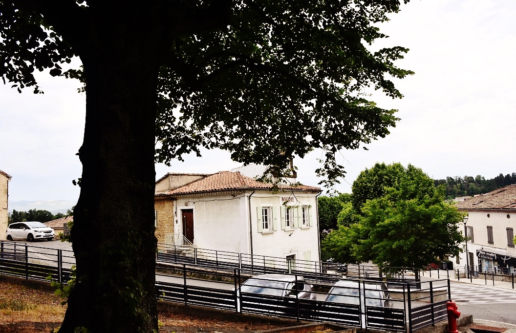 Photo à Beauvallon (26800) La Commune Beauvallon, 430019