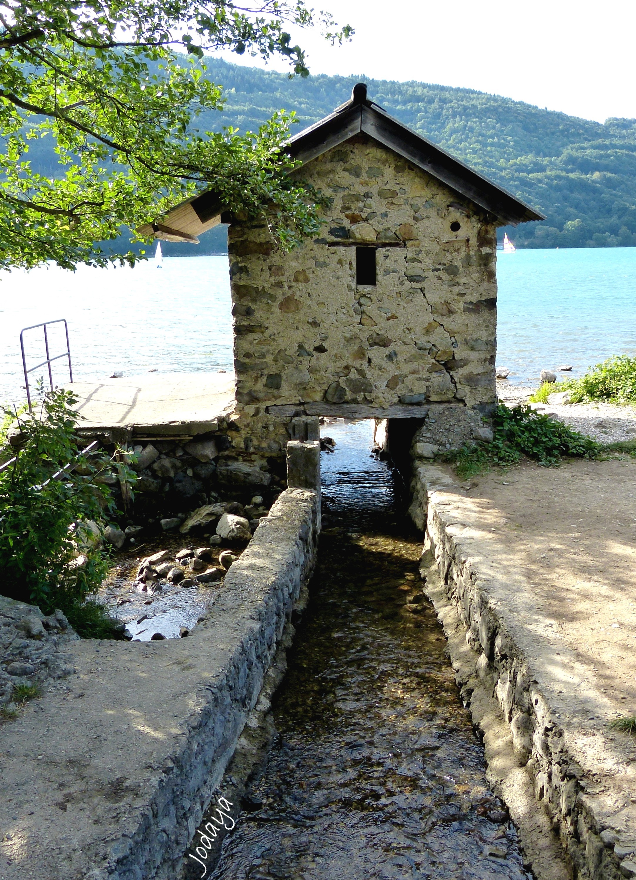Photo à SaintThéoffrey (38119) SaintThéoffrey. Lac de Laffrey