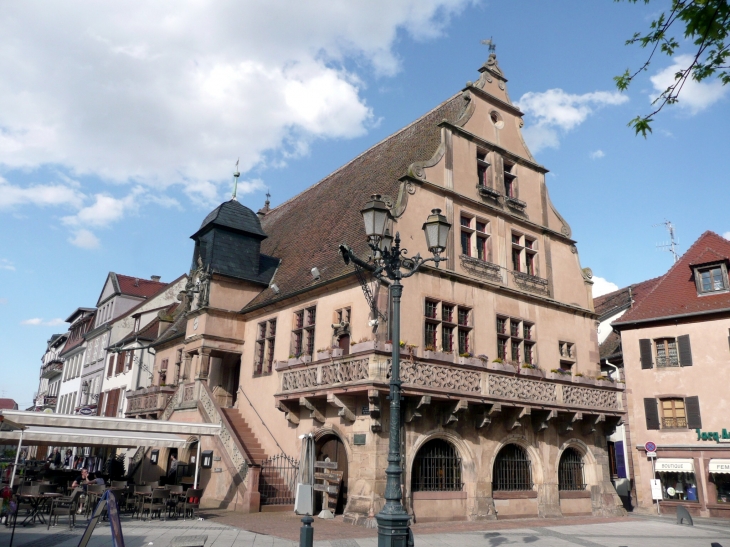 La Metzig place de l'Hotel de Ville - Molsheim