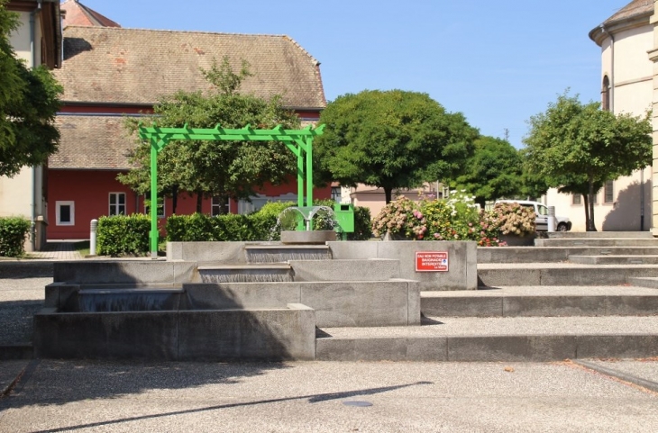 Fontaine de la Mairie - Carspach