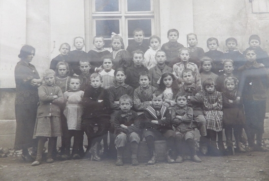 La classe de Schmitt Germaine en 1922 - Diefmatten