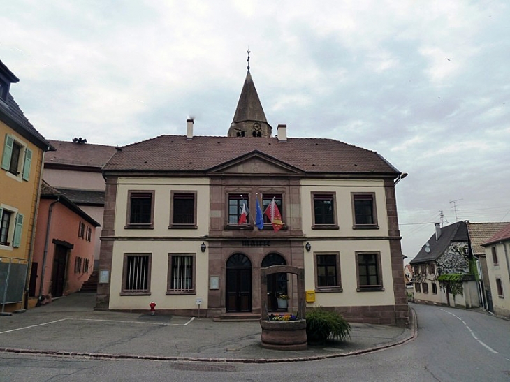 Photo à Gundolsheim (68250) La mairie Gundolsheim, 324393