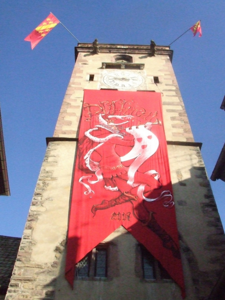 Tour des bouchers, pendant les fêtes des ménétriers 2007 - Ribeauvillé