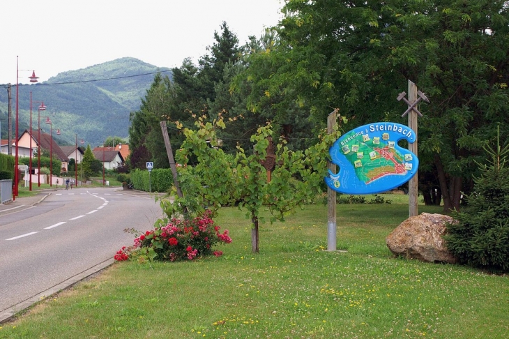 A l'entrée du Village - Steinbach