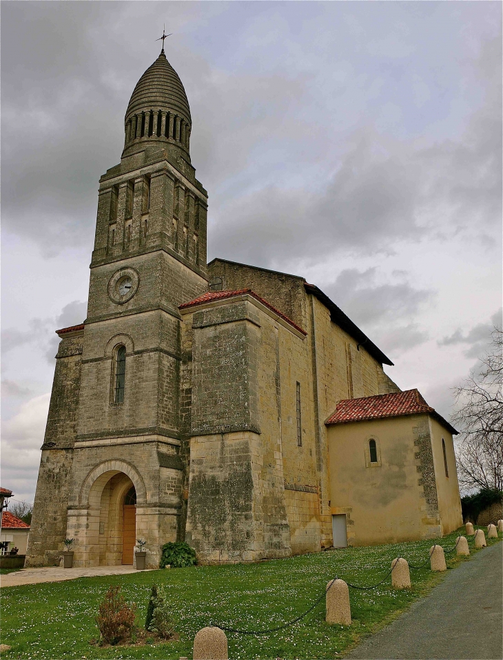Eglise Saint Pierre aux liens - Allemans