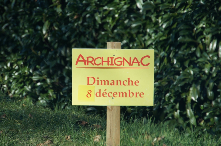 Autrefois : Sanctus Stephanus d'Archanac en 1168, Archinhacum en 1365. - Archignac