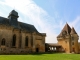 Photo suivante de Biron De la cour du château.
