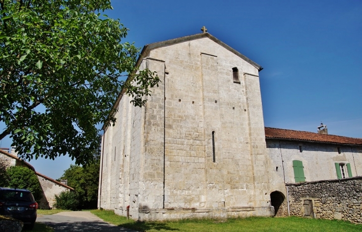 ²église Sainte-Marie ( 11 Em Siècle ) - Bourg-des-Maisons