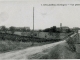 L'entrée du village vers 1940 (carte postale ancienne).