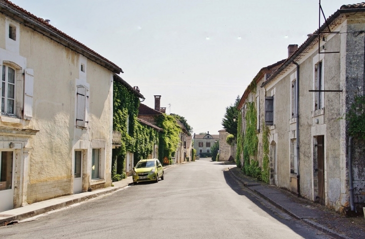 Le Village - Chapdeuil