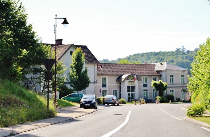 La Mairie - Château-l'Évêque