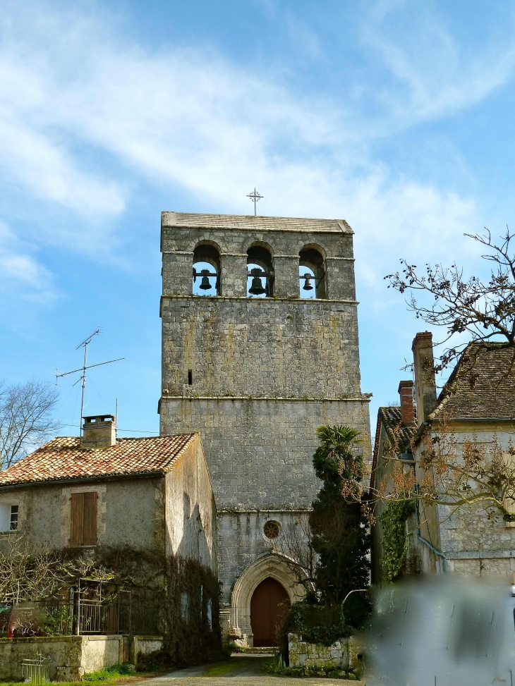 Eglise du XIIe siècle. - Conne-de-Labarde
