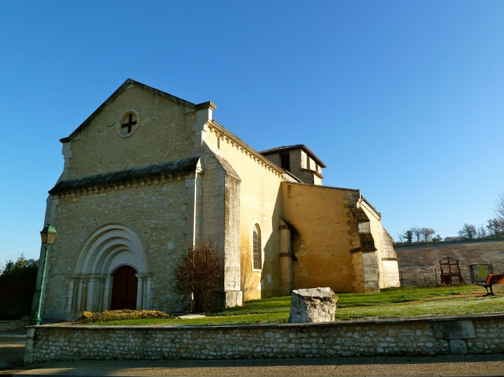 Eglise construite au XII° - Coursac