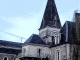 Photo suivante de Cubjac Le clocher de l'église 19ème au milieu des maisons anciennes