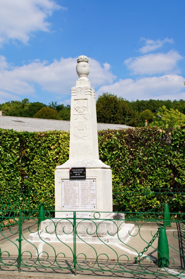 Le Monument aux Morts - Eyvirat
