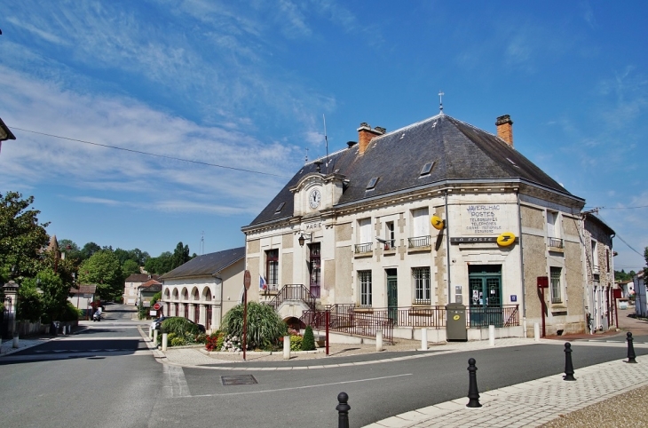 La Mairie - Javerlhac-et-la-Chapelle-Saint-Robert