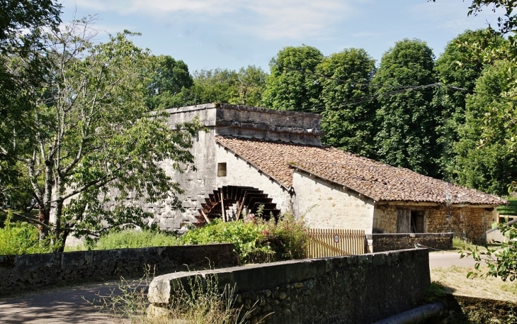 Le Moulin - Javerlhac-et-la-Chapelle-Saint-Robert
