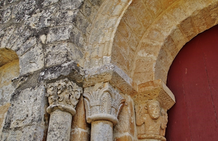 Chapelle Saint-Robert - Javerlhac-et-la-Chapelle-Saint-Robert