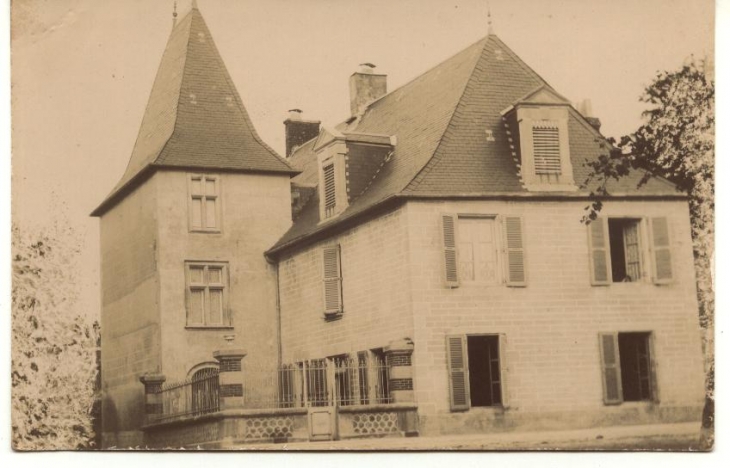 Batiment mairie actuelle en 1908 - La Bachellerie