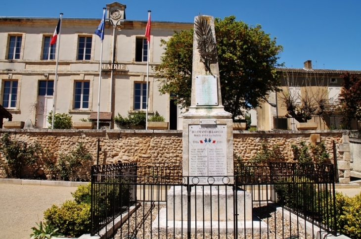 Monument-aux-Morts - La Douze