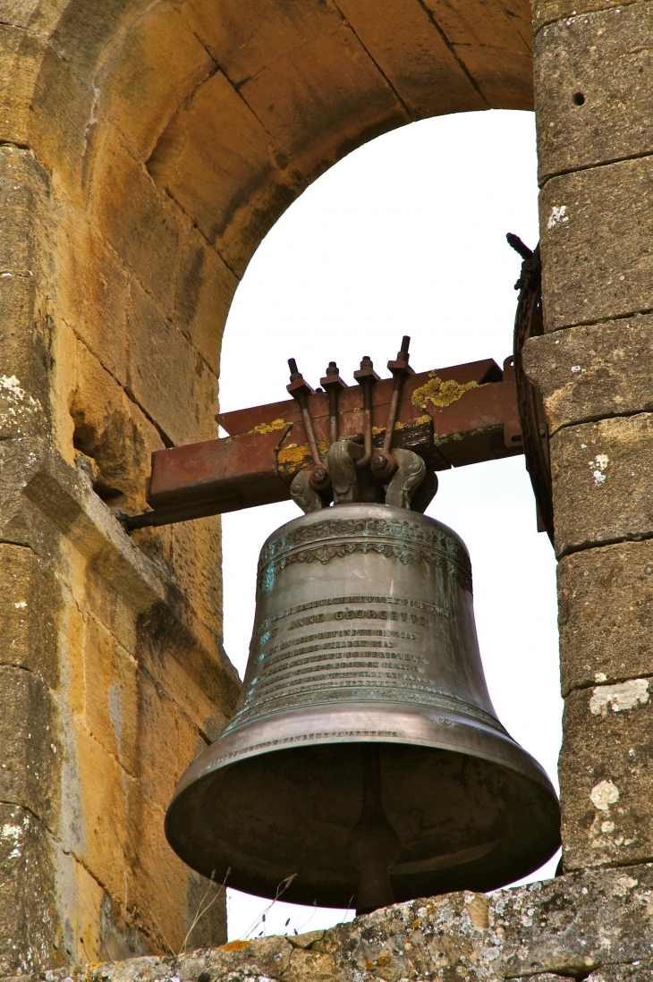La cloche de l'église Saint-Etienne. - Labouquerie