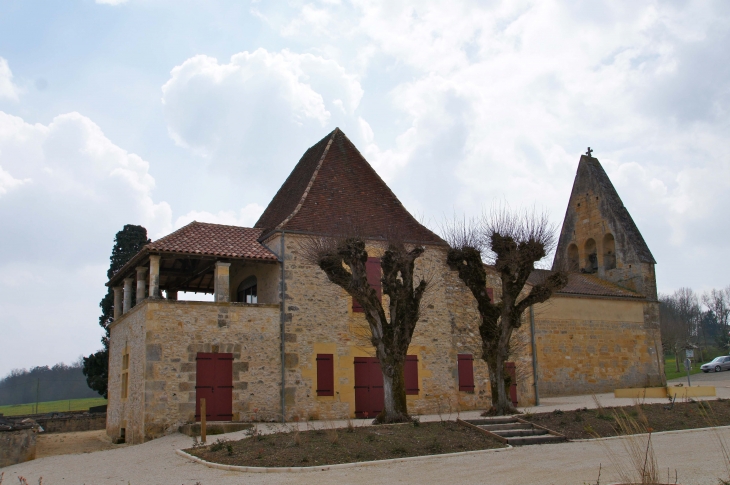 Eglise-saint-etienne-origine-romane-remaniee-au-xixe - Labouquerie