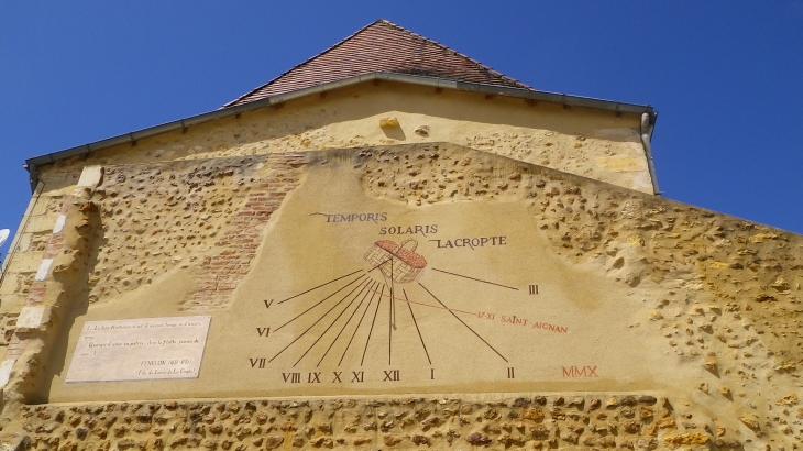 Le cadran solaire municipal (2010). - Lacropte