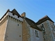 Le château de la Sandre. Mâchicoulis sur corbeaux de la Tour