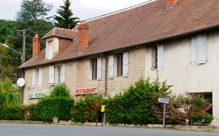 Le Restaurant, au Rieu en 2013. - Le Lardin-Saint-Lazare