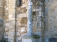 Croix contre la façade sud de l'église Saint Laurent