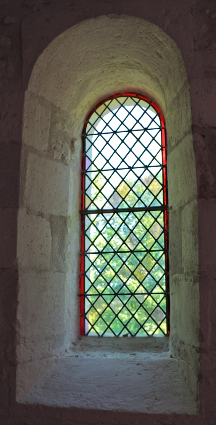 Vitrail de la chapelle Saint Sicaire - Montagrier