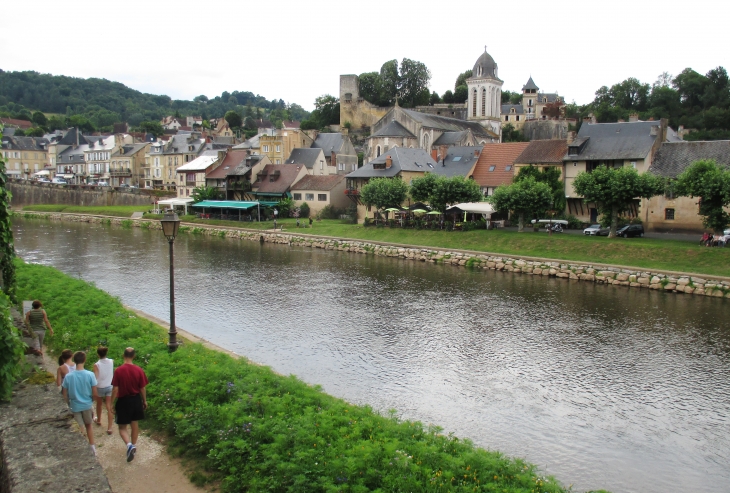  - Montignac