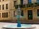Photo suivante de Montpon-Ménestérol La fontaine de l'hotel de ville