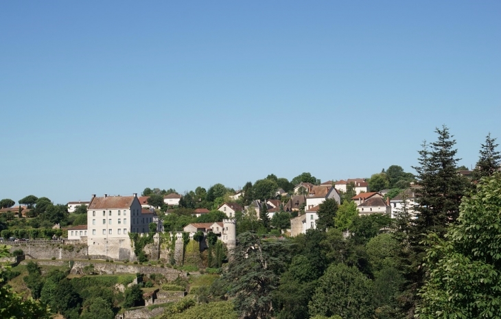 Le Village - Nontron