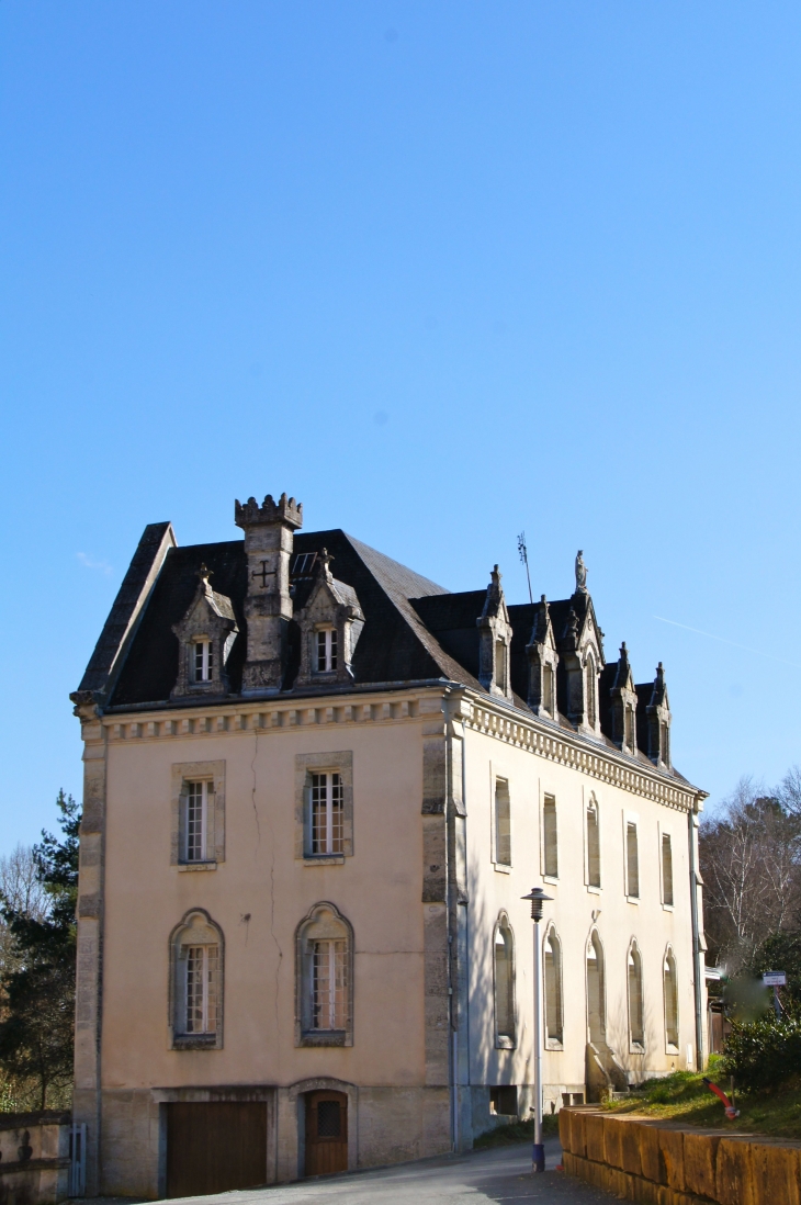L'ancien couvent. - Notre-Dame-de-Sanilhac