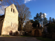 L'église du Moustier dans son environnement.