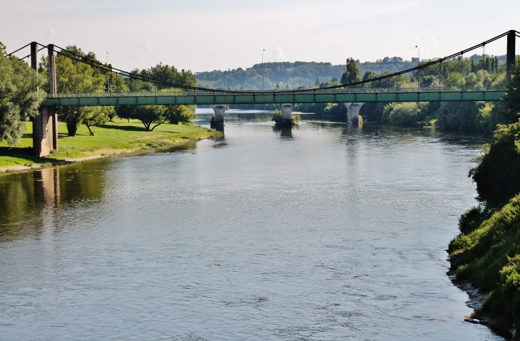 Pont sur la Dordogne - Port-Sainte-Foy-et-Ponchapt
