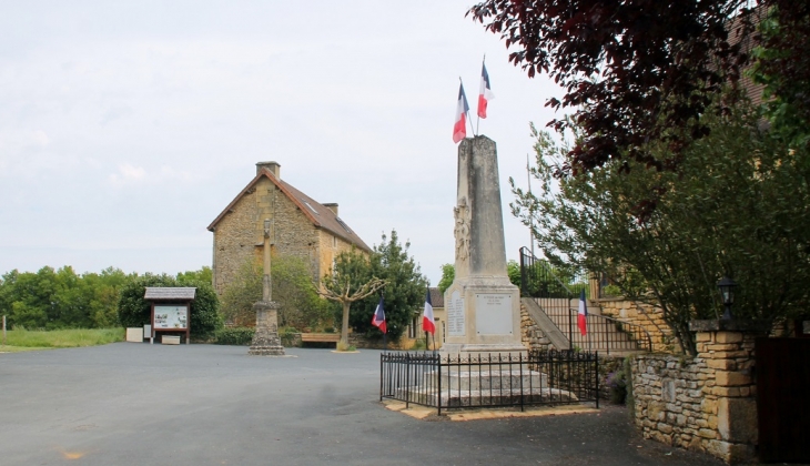 Le Village - Prats-de-Carlux