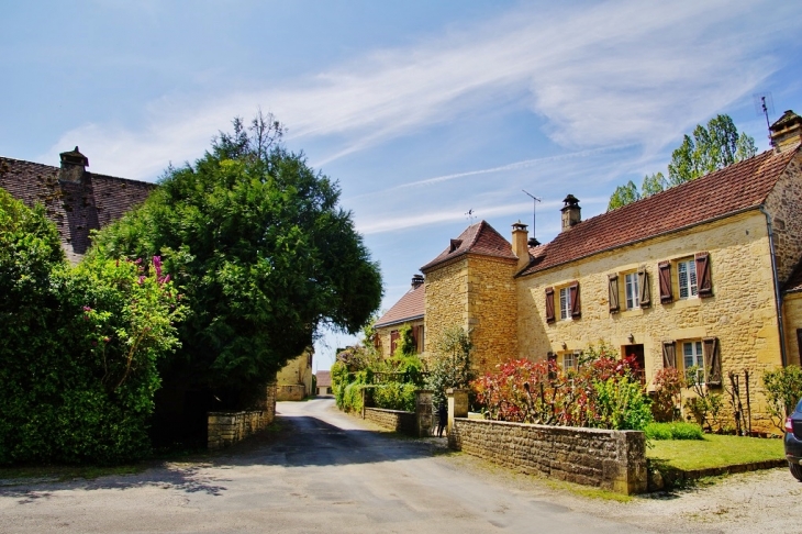 Le Village - Proissans