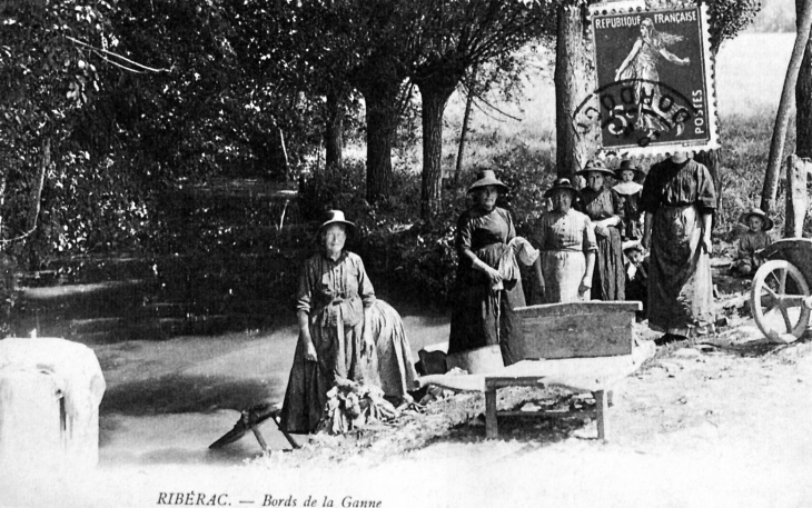 Bords de la Ganne, vers 1910 (carte postale ancienne). - Ribérac