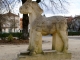 Cheval de pierre, place du Général de Gaulle.
