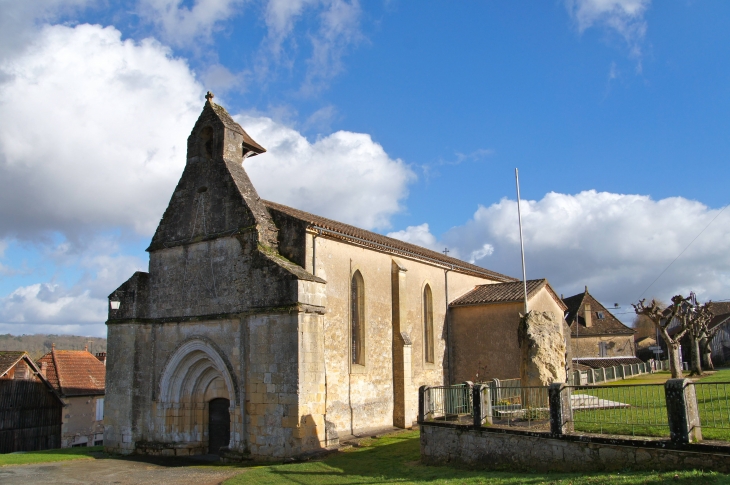 Eglise de l'ancien prieuré, reconstruite au XIXe siècle. - Saint-Agne