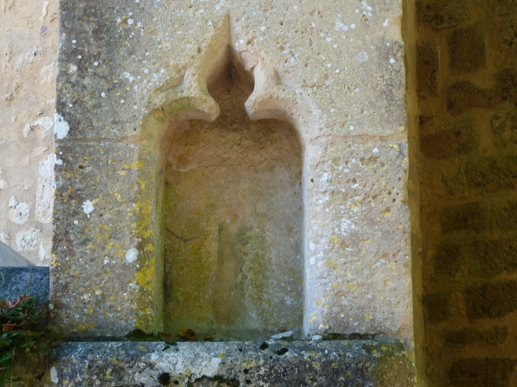 Petite niche de l'église - Saint-Amand-de-Vergt