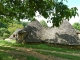 Photo précédente de Saint-André-d'Allas Les Cabanes du Breuil ont pour particularité d'être couvertes d'une voûte encorbellée en pierre sèche revêtue d'une toiture de lauses et de s'agglutiner les unes aux autres.