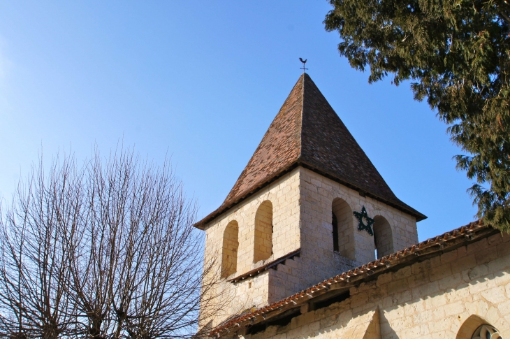 Clocher de l'église Saint-Eutrope. - Saint-Aquilin